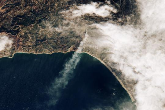 Aerial view of Palisades fire at 10:45 a.m. Pacific Time on January 7, 2025, soon after it ignited